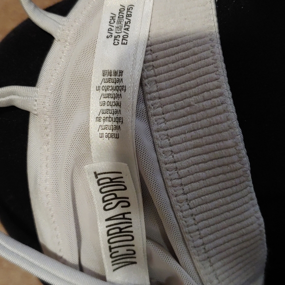 Victoria Sport Bra Size S - Picture 3 of 3
